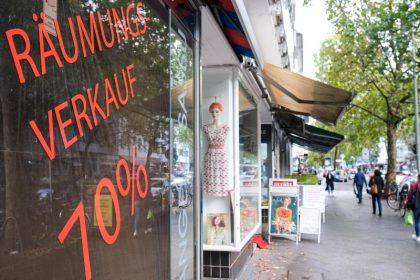 Verlängerter Teil-Lockdown bremst heimische Wirtschaft weiter aus