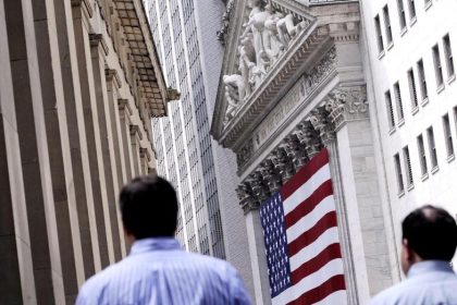 Dow-Jones-Index erstmals über 30 000 Punkten