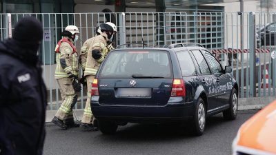 Fahrer nach Vorfall mit Auto vor Bundeskanzleramt aus Gewahrsam entlassen