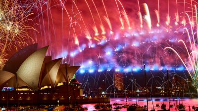Großes Feuerwerk in Sydney