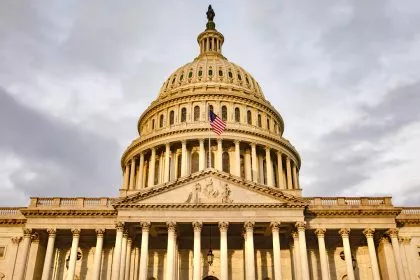 Trump fordert Bevorzugung klassischer und traditioneller Architektur bei künftigen Neubauten