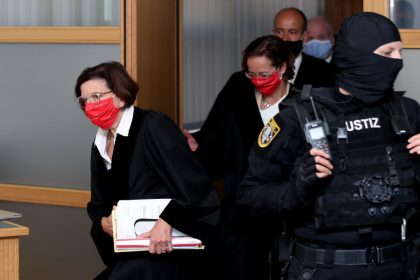 Verteidigung hält Halle-Attentäter für vermindert schuldfähig