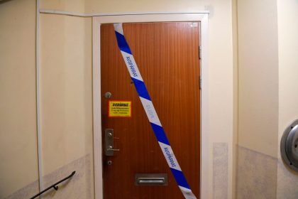 Schweden: 70-jährige Frau soll Sohn 28 Jahre lang gefangen gehalten haben