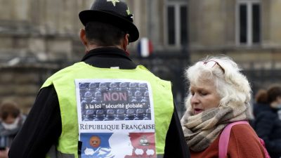 Tausende Franzosen gehen erneut gegen Sicherheitsgesetz auf die Straße