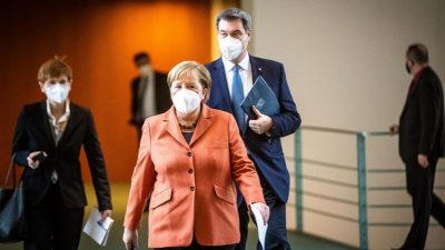 Söder will Merkel in Entscheidung über Kanzlerkandidatur einbeziehen und empfiehlt erneuten harten Lockdown