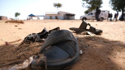 Hundert Menschen bei Angriffen auf Dörfer im Niger getötet