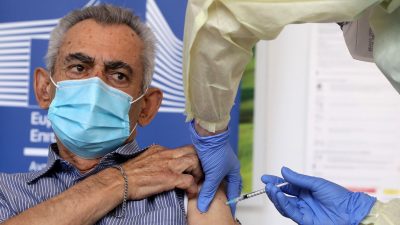 Spahn appelliert an Bürger, sich gegen Corona impfen zu lassen