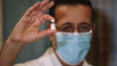 Umstrittener Gen-Impfstoff von BioNTech erhält bedingte EU-Marktzulassung