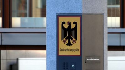 Karlsruhe lehnt Eilanträge der Öffentlich-Rechtlichen ab