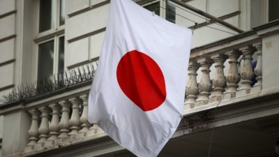 Japan lässt fünf Monate vor Olympischen Spielen ersten Corona-Impfstoff zu