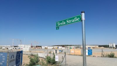 Unions-Wirtschaftsflügel begrüßt Tesla-Pläne für Batteriefabrik