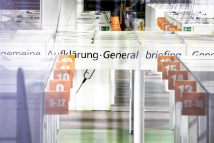Gesundheitsökonom: 180.000 Personen müssten pro Tag geimpft werden um Ende 2021 Herdenimmunität zu erreichen