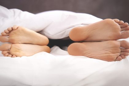 Österreich: 300 Euro Strafe – weil er nach positivem Testergebniss in Lebensgemeinschaft verblieb