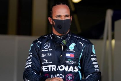 Formel-1-Weltmeister Hamilton positiv auf Corona getestet