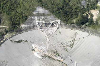 Berühmtes Radioteleskop Arecibo in Puerto Rico eingestürzt