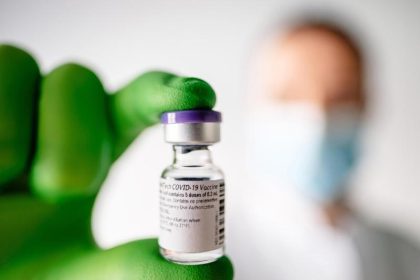 Corona-Impfstoffe: Zehntausende Probanden und bislang keine ernsten Nebenwirkungen