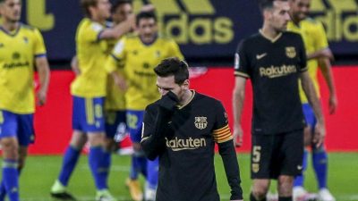 Barça kassiert Slapstick-Tor – und steckt tief in der Krise