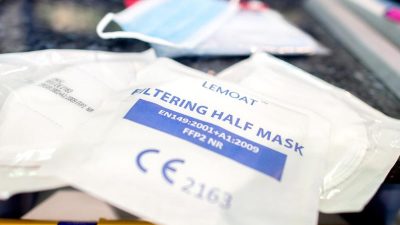 Ab Dienstag kostenlose Schutzmasken für Ältere in Apotheken