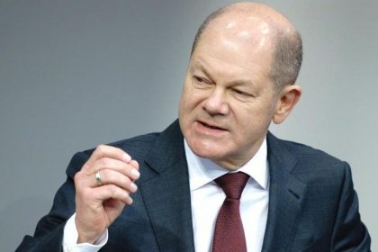 Scholz kündigt Aufstockung der Hilfen für Unternehmen an