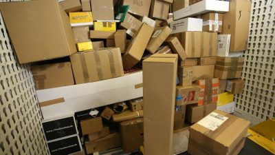 Unzufriedenheit mit Paketdiensten wächst – Größere Mengen bringen mehr Beschwerden