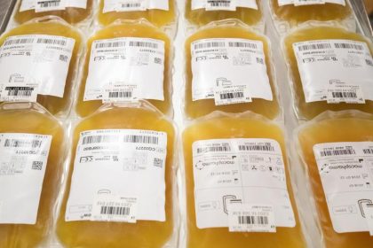 Studie: Blutplasma für Covid-19-Patienten „kein Wundermittel“