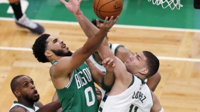 Celtics siegen in letzter Sekunde – Houston-Spiel verschoben