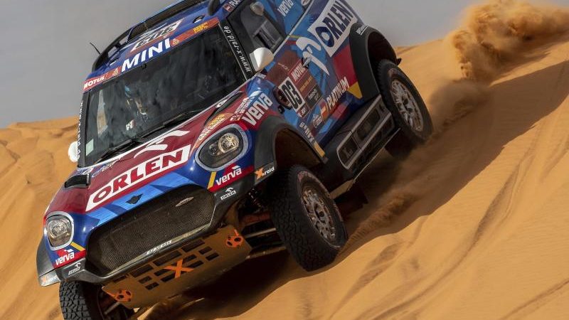 Rallye in Saudi-Arabien: Sponsoren, Sport und gute Bilder