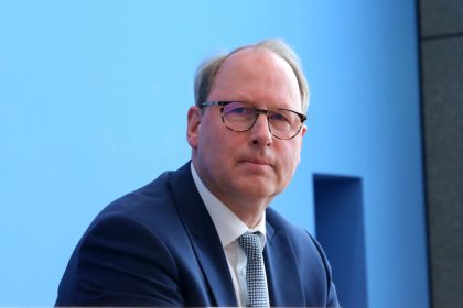 Einzelhandel schlägt Einkaufsgutscheine von 500 Euro pro Bürger vor