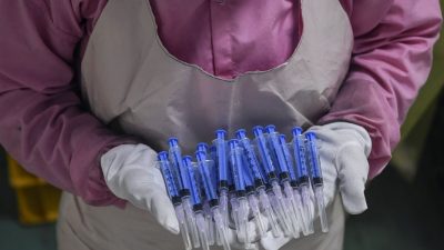 Mega-Impfkampagne in Indien gestartet