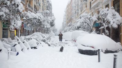 Spaniens Hauptstadt Madrid versinkt im Schnee