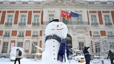 Vor Kälteeinbruch : Spanien kämpft gegen Schnee an