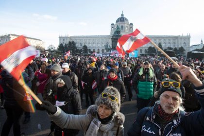 Rückblick auf Wiener Demo: „Wir sind an einer Kippe – entweder frei oder komplett versklavt“