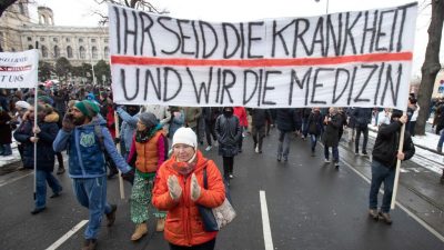 Tausende Demonstranten in Wien – auf Masken wurde verzichtet