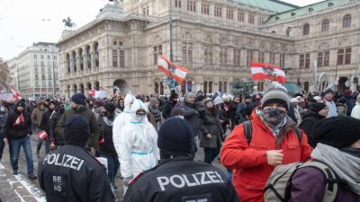 AfD-Politiker lobt Wiener Polizei: „Warum ist das in Deutschland nicht möglich?“