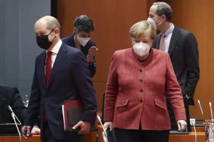 WHO-Epidemiologe Stöhr: Corona-Politik der Regierung „weit weg von der Realität“