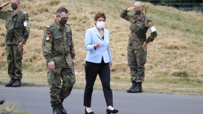 Verteidigungsministerin: „Heimatschutz-Projekt“ der Bundeswehr startet mit 325 Freiwilligen