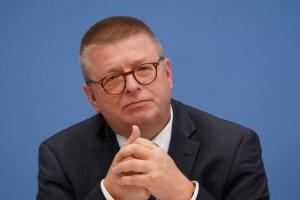 Erklärt Verfassungsschutz-Chef Haldenwang die AfD bald zum „Verdachtsfall“?