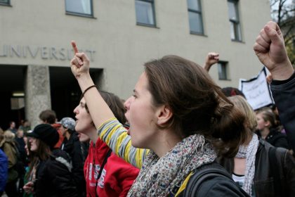 Prof. Weinstein: „Woke“-Bewegung lässt eine Diktatur entstehen