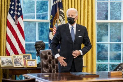 Biden hebt rechtliche Anerkennung der Geschlechter auf – Kritiker alarmiert über Gefahren für junge Frauen