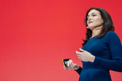 YouTube sperrt Trumps Kanal für mindestens eine Woche – Facebook will Sperre bestehen lassen