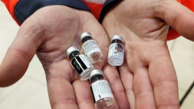 Biontech-Vakzin gegen wichtigste britische und südafrikanische Virus-Mutanten wirksam