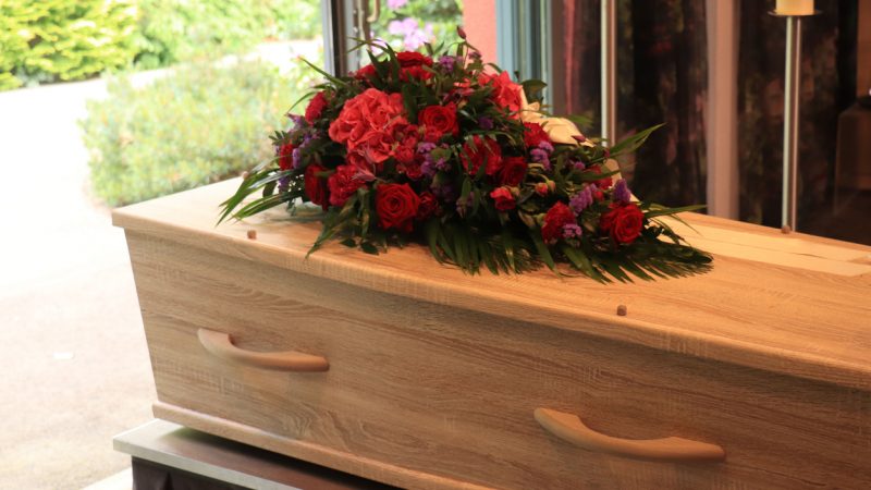 „Keine Übersterblichkeit festzustellen“ – Lebenserwartung von Corona-Toten 2 Jahre höher als normal