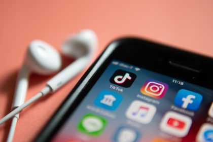 Apple und Facebook mit starken Gewinnzuwächsen im letzten Quartal 2020