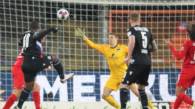 Niederlage bei Bielefeld: Hertha weiter im Abstiegskampf