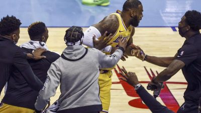 NBA: Schröder wettet gegen LeBron James und verliert