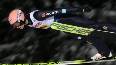 Deutsche Skispringer nur auf Rang sechs – Österreich siegt