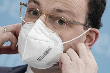 Spahns Ministerium setzt wegen Ärger bei Maskenbeschaffung Dutzende Anwälte ein