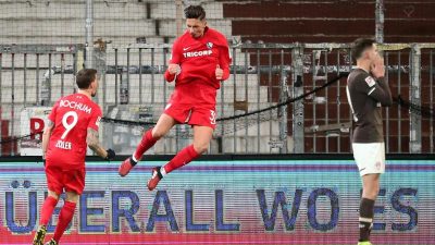 Sieg bei St. Pauli: Bochum bleibt dem HSV auf Fersen