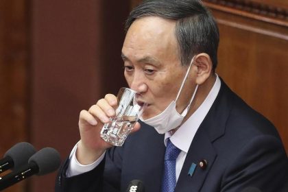 Japans Premierminister Suga: Wir veranstalten Olympia