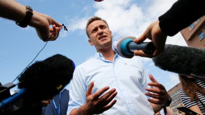 Prozess gegen Nawalny begonnen – Verbündeter kündigt Großdemos in Russland an
